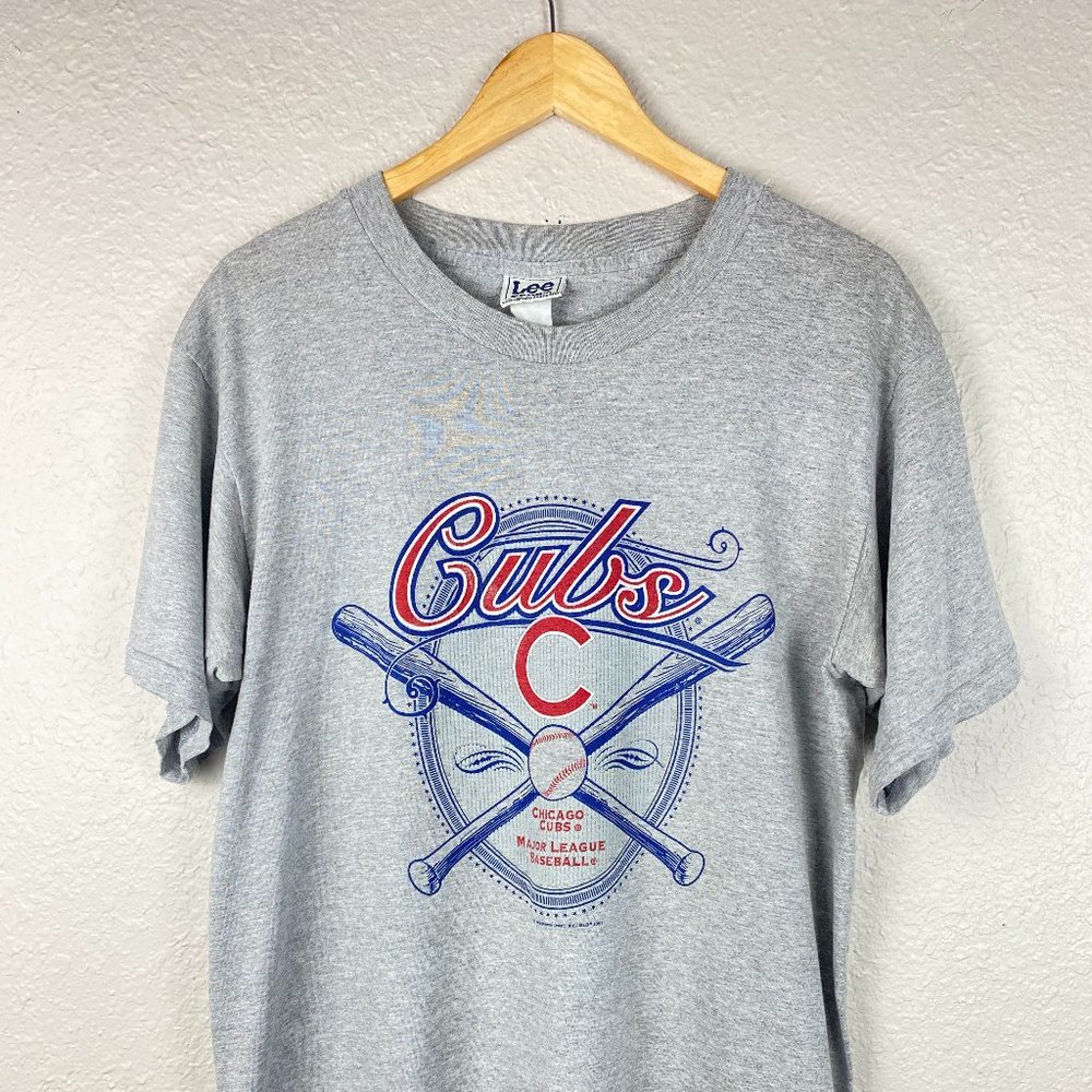 Vintage 2001 Chicago Cubs Lee Sports Graphic Tee